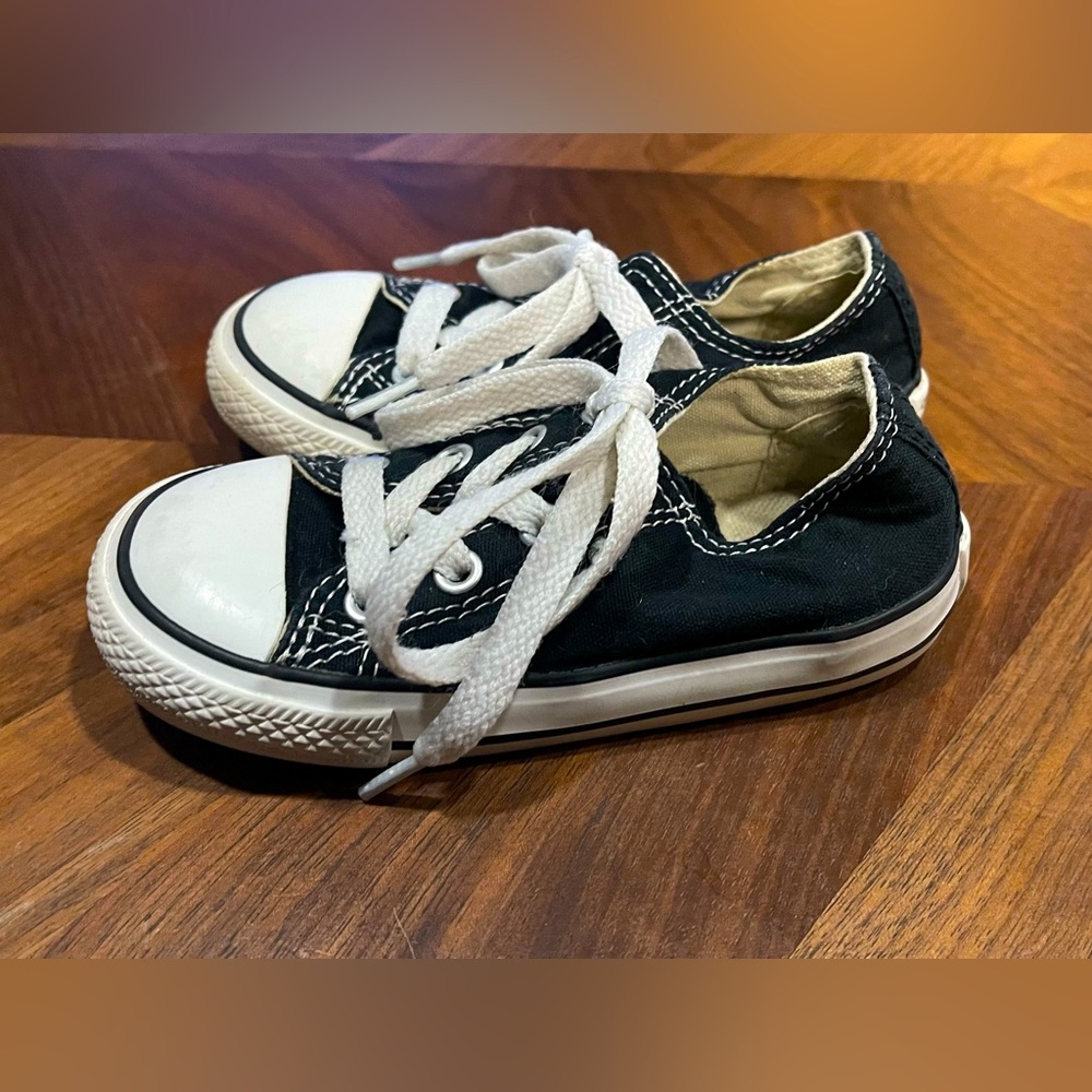 Converse,Black size 7